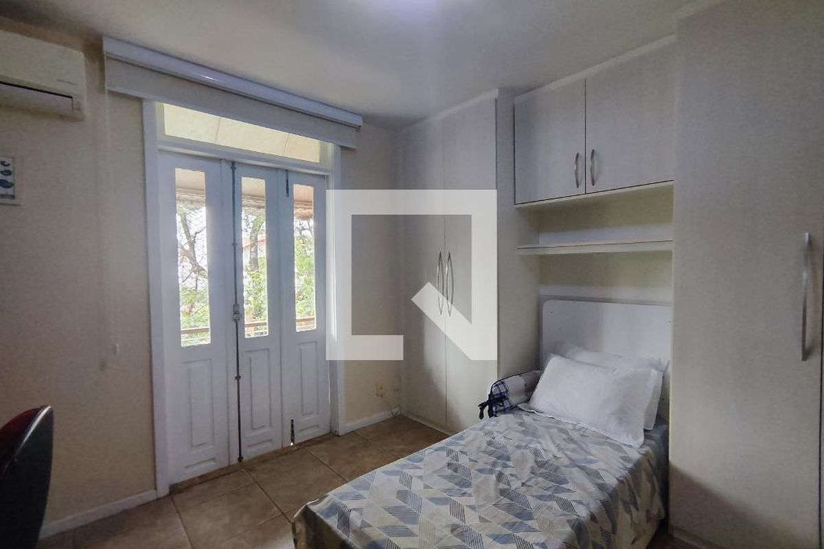 Casa, 3 quartos, 220 m² - Foto 50