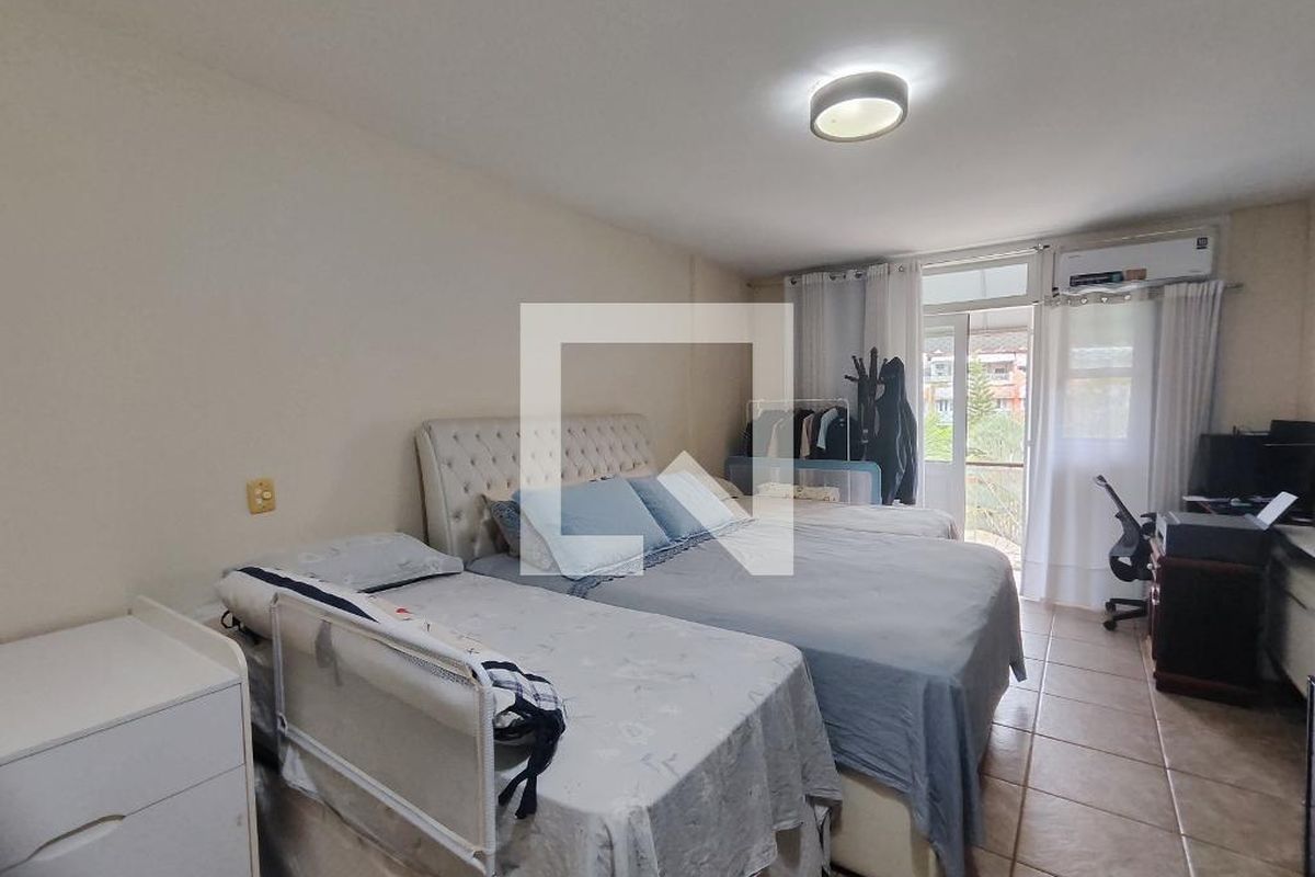 Casa, 3 quartos, 220 m² - Foto 16