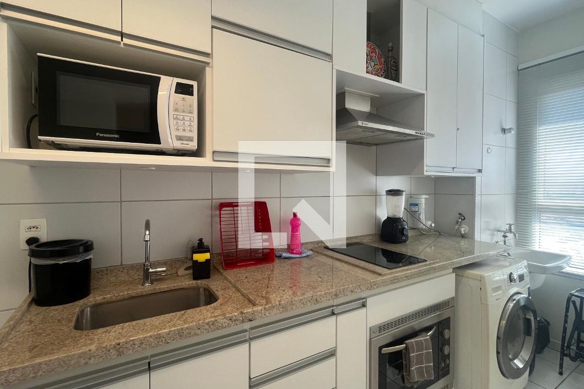 Apartamento à Venda - Bosque, 1 Quarto,  41 m2 em , Campinas - sp | SoloBR