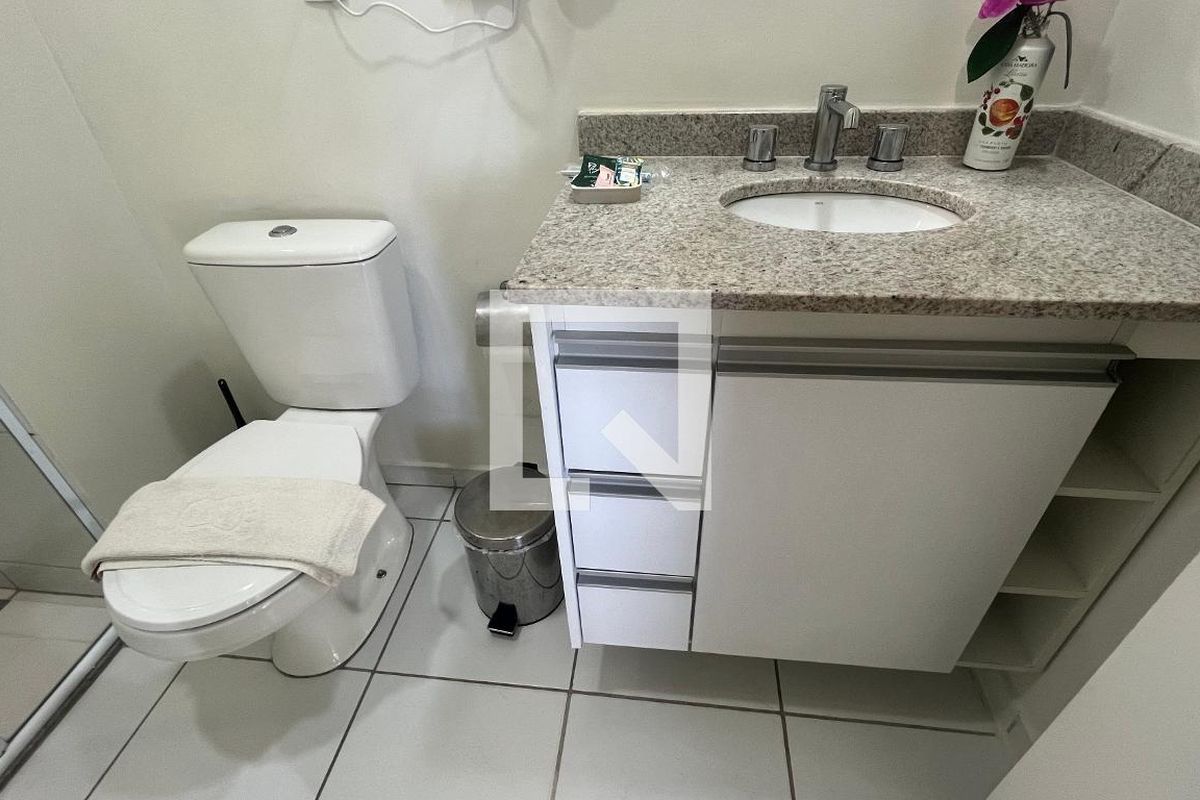 Apartamento à Venda - Bosque, 1 Quarto,  41 m2 em , Campinas - sp | SoloBR
