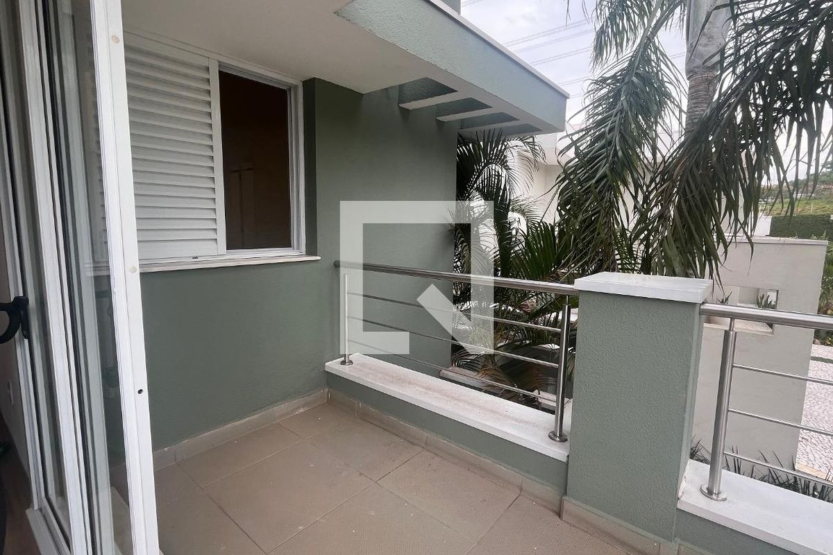 Casa à Venda - Lot. Alphaville Campinas, 5 Quartos,  300 m2 em , Campinas - sp | SoloBR