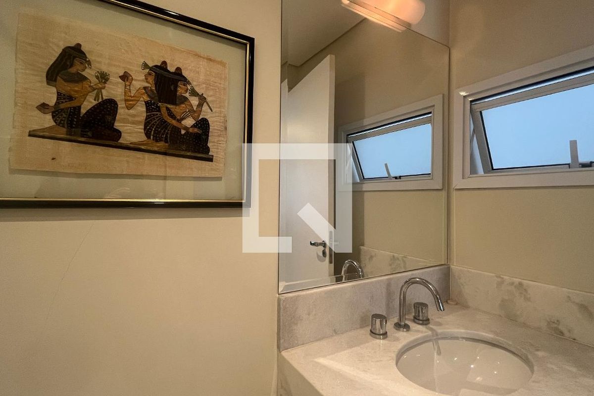 Casa à Venda - Lot. Alphaville Campinas, 5 Quartos,  300 m2 em , Campinas - sp | SoloBR