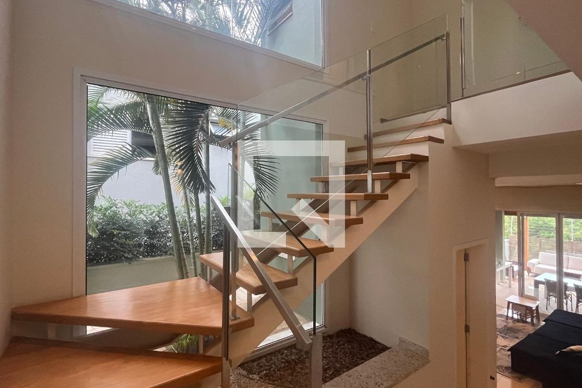 Casa à Venda - Lot. Alphaville Campinas, 5 Quartos,  300 m2 em , Campinas - sp | SoloBR