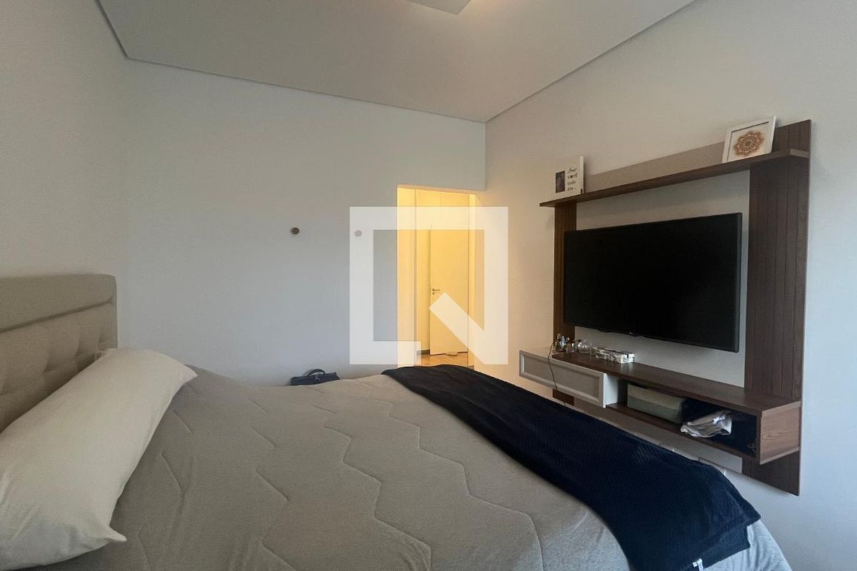 Casa à Venda - Lot. Alphaville Campinas, 5 Quartos,  300 m2 em , Campinas - sp | SoloBR