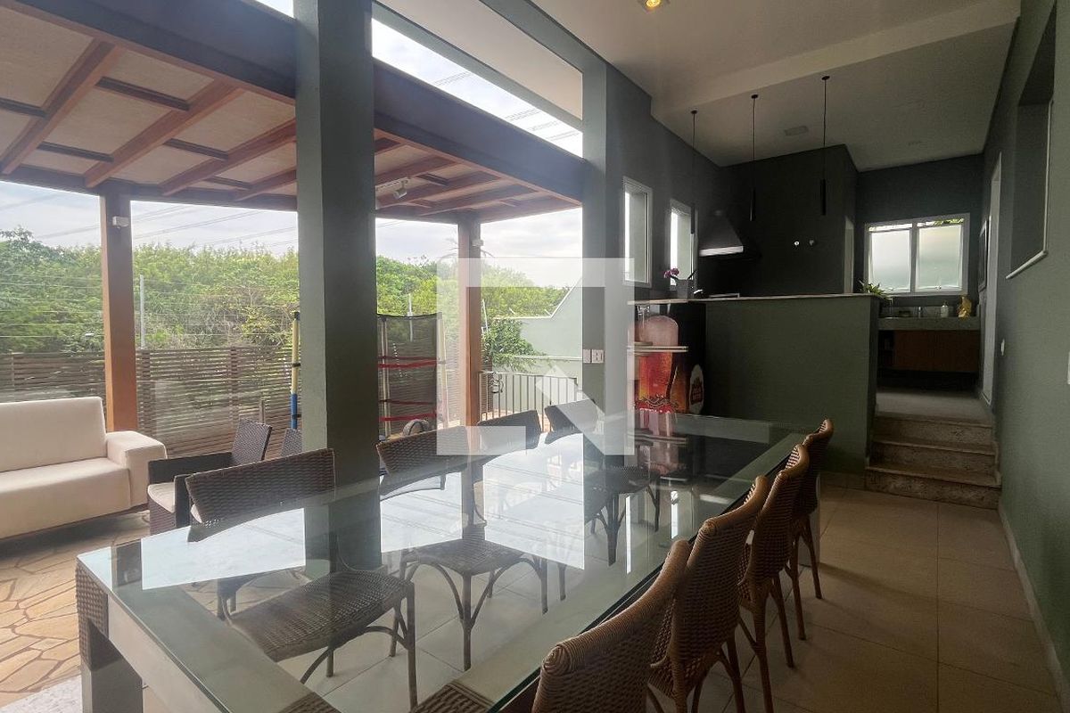Casa à Venda - Lot. Alphaville Campinas, 5 Quartos,  300 m2 em , Campinas - sp | SoloBR