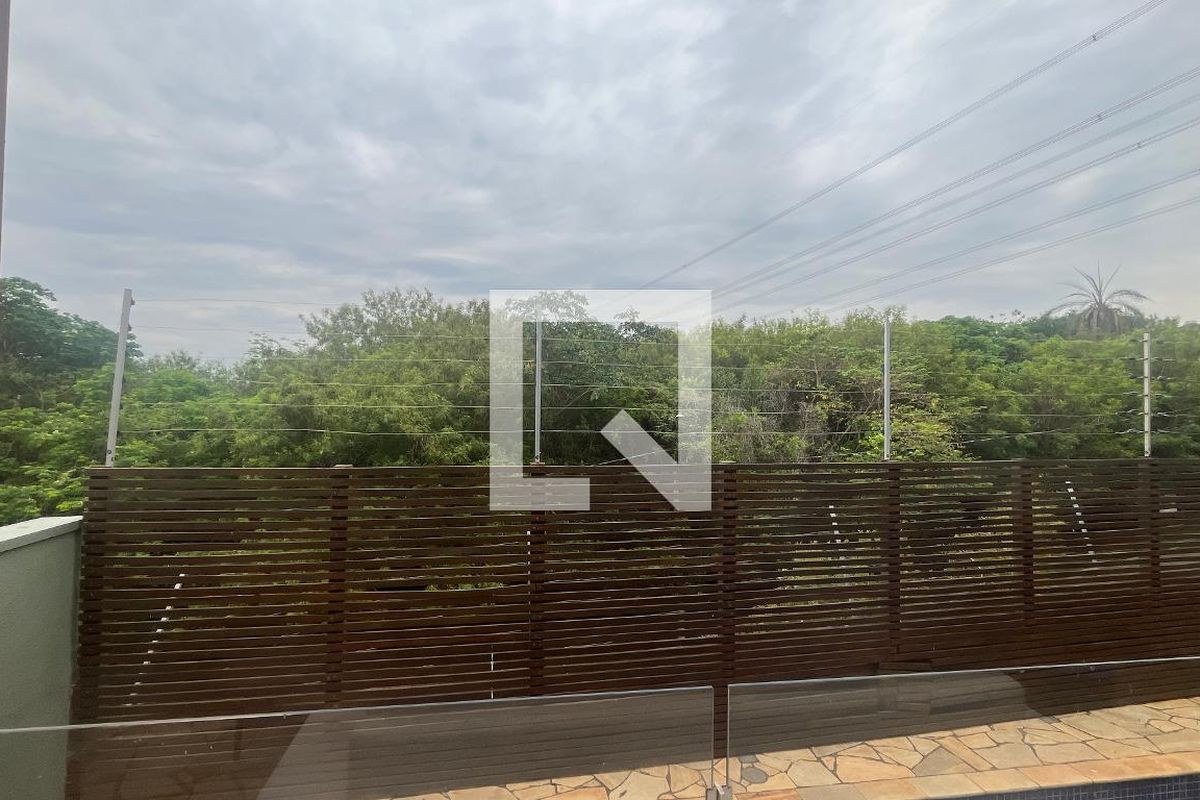 Casa à Venda - Lot. Alphaville Campinas, 5 Quartos,  300 m2 em , Campinas - sp | SoloBR