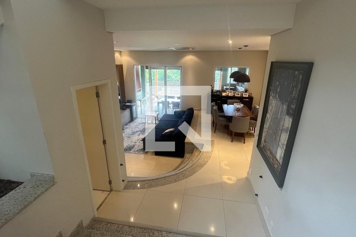 Casa à Venda - Lot. Alphaville Campinas, 5 Quartos,  300 m2 em , Campinas - sp | SoloBR