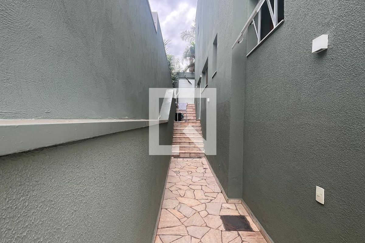 Casa à Venda - Lot. Alphaville Campinas, 5 Quartos,  300 m2 em , Campinas - sp | SoloBR