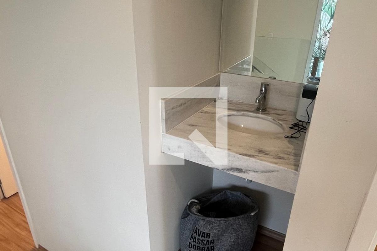 Casa à Venda - Lot. Alphaville Campinas, 5 Quartos,  300 m2 em , Campinas - sp | SoloBR
