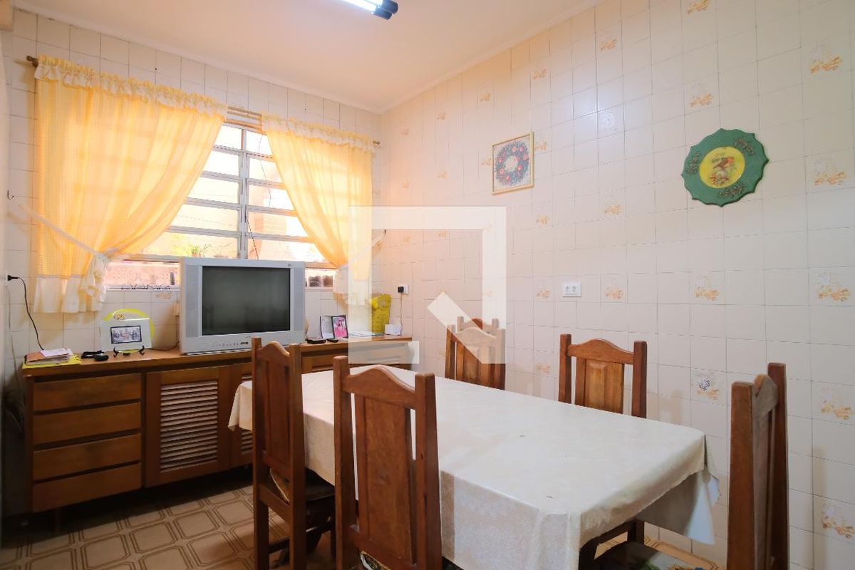 Casa, 3 quartos, 235 m² - Foto 28