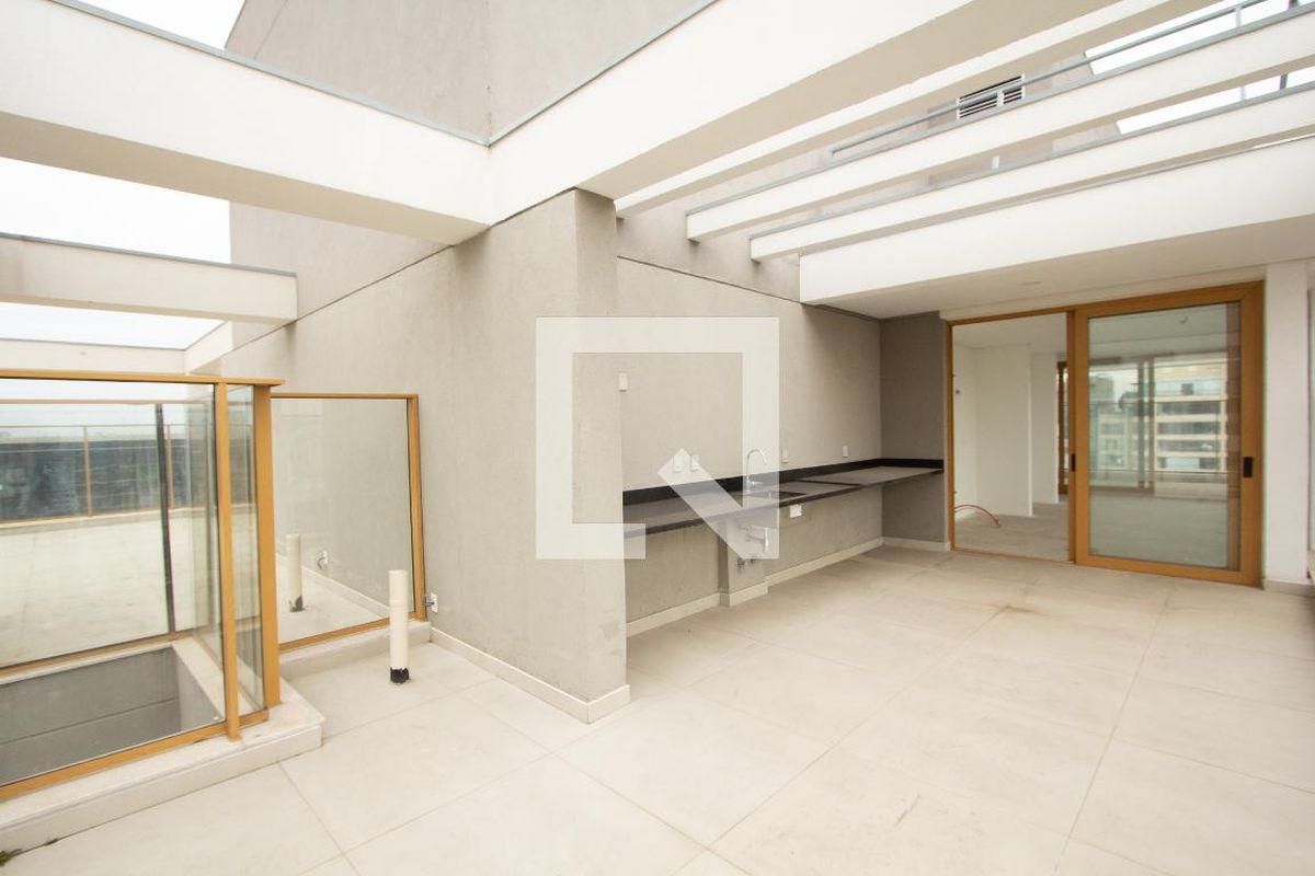 Cobertura, 3 quartos, 188 m² - Foto 2