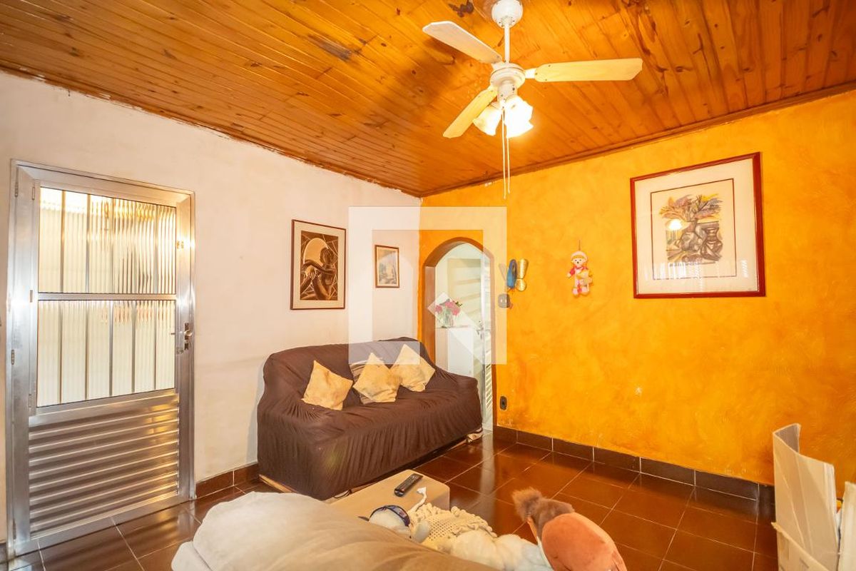 Casa, 3 quartos, 210 m² - Foto 2