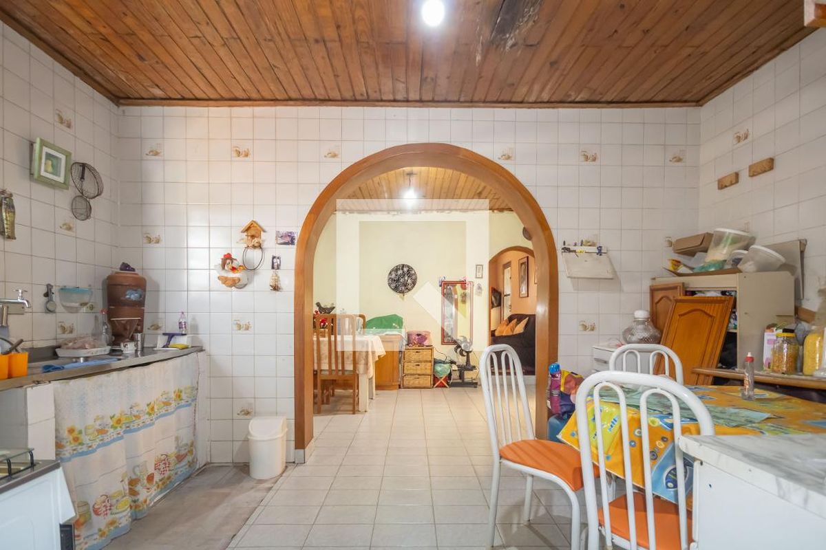 Casa, 3 quartos, 210 m² - Foto 32