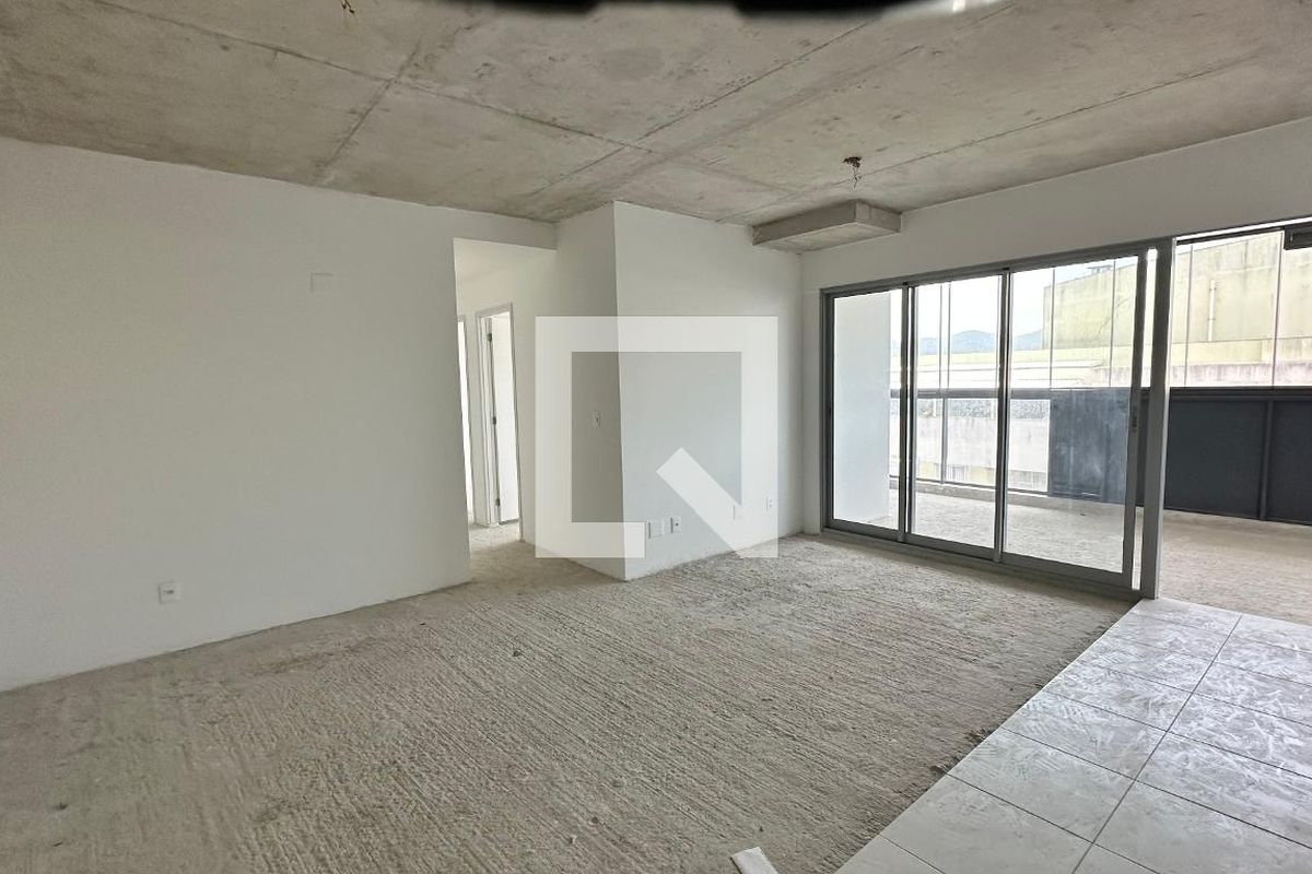 Apartamento, 3 quartos, 81 m² - Foto 2