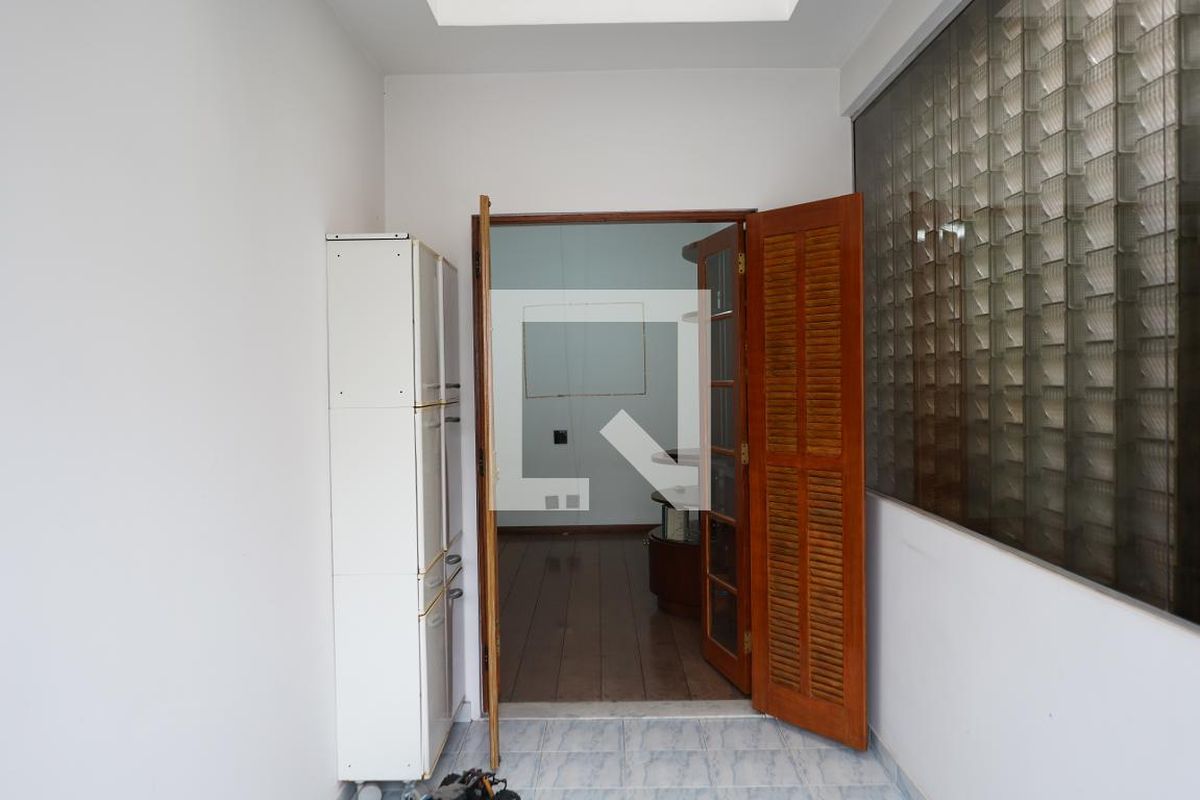 Casa, 5 quartos, 320 m² - Foto 43