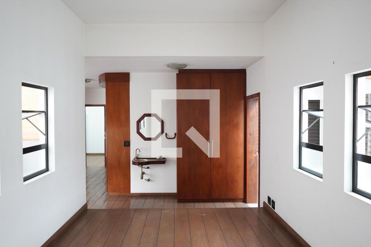 Casa, 5 quartos, 320 m² - Foto 35