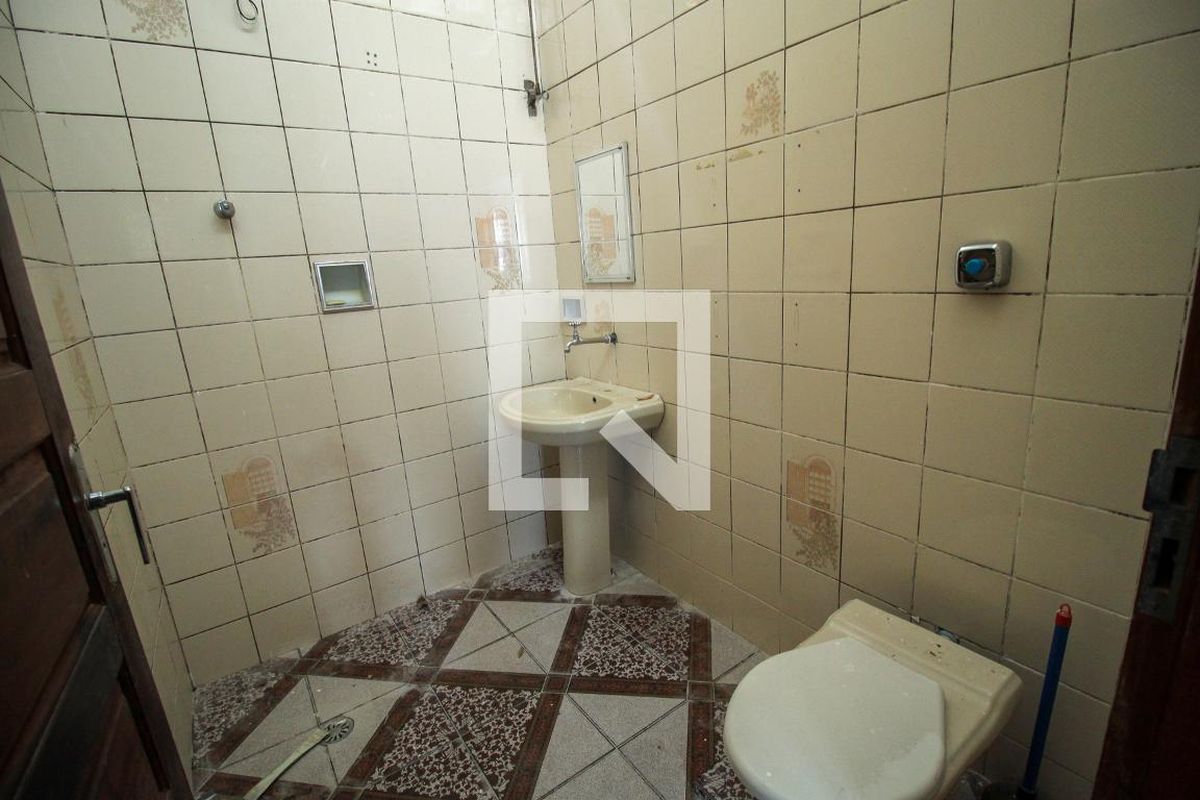 Casa, 6 quartos, 300 m² - Foto 22