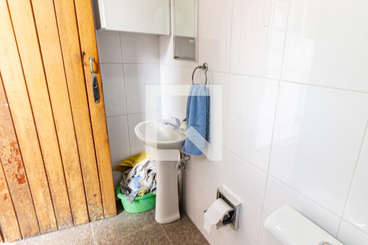 Casa, 3 quartos, 240 m² - Foto 37