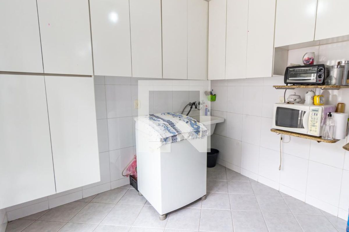 Casa, 3 quartos, 240 m² - Foto 33