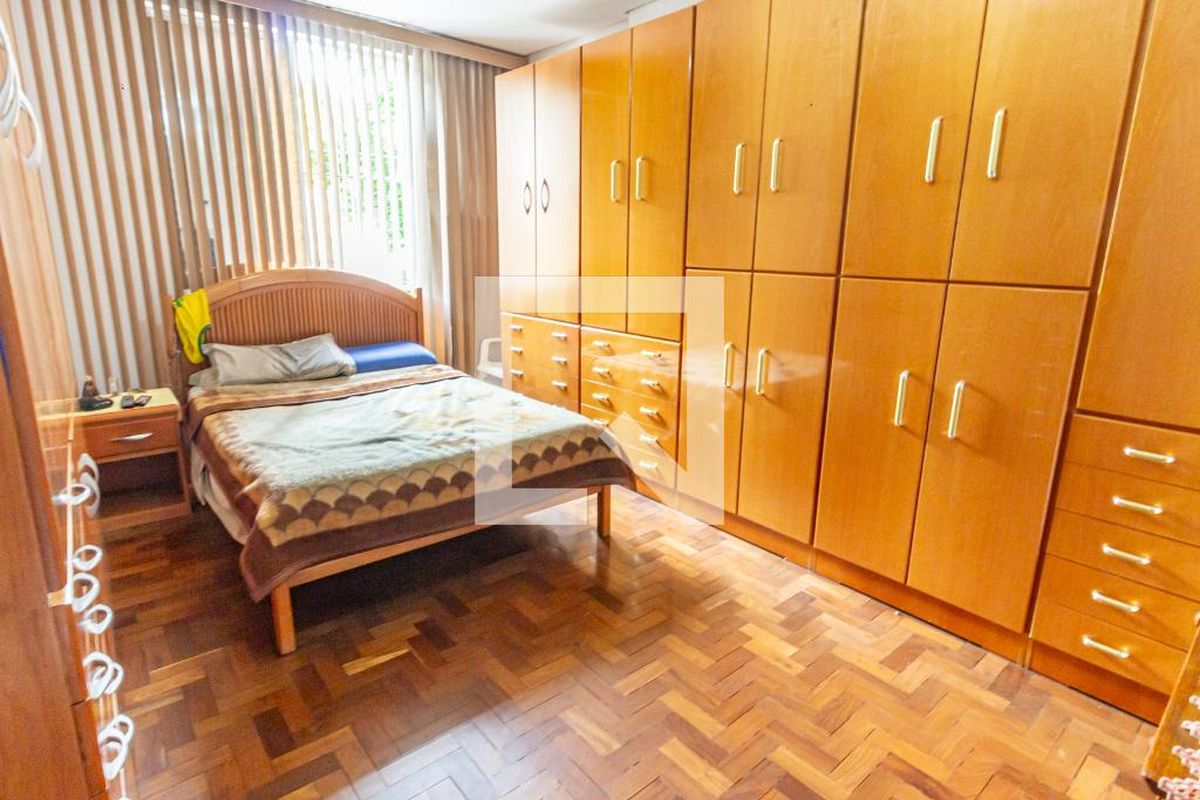 Casa, 3 quartos, 240 m² - Foto 9