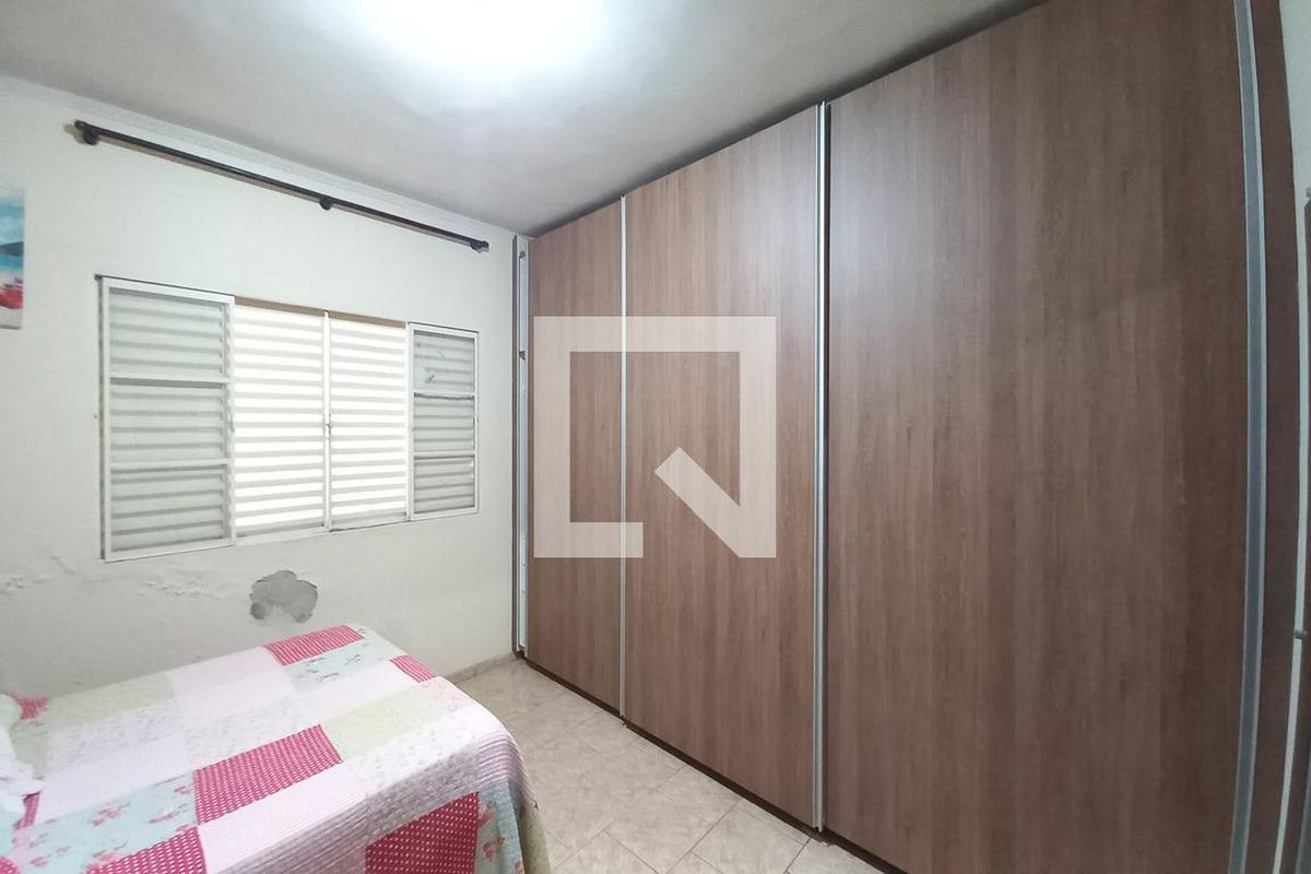Casa à Venda - Jardim do Lago, 4 Quartos,  364 m2 em , Campinas - sp | SoloBR