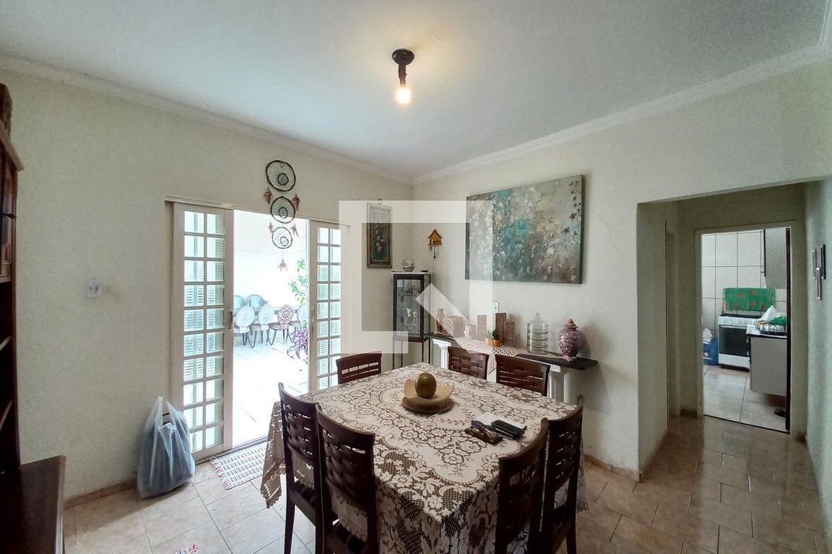 Casa à Venda - Jardim do Lago, 4 Quartos,  364 m2 em , Campinas - sp | SoloBR