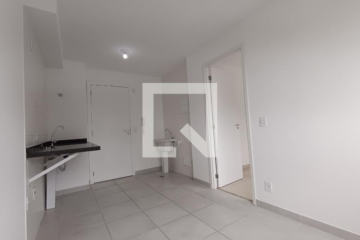 Apartamento, 1 quarto, 24 m² - Foto 2