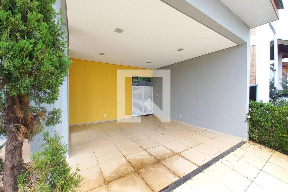 Casa à Venda - Swiss Park, 3 Quartos,  248 m2 em , Campinas - sp | SoloBR