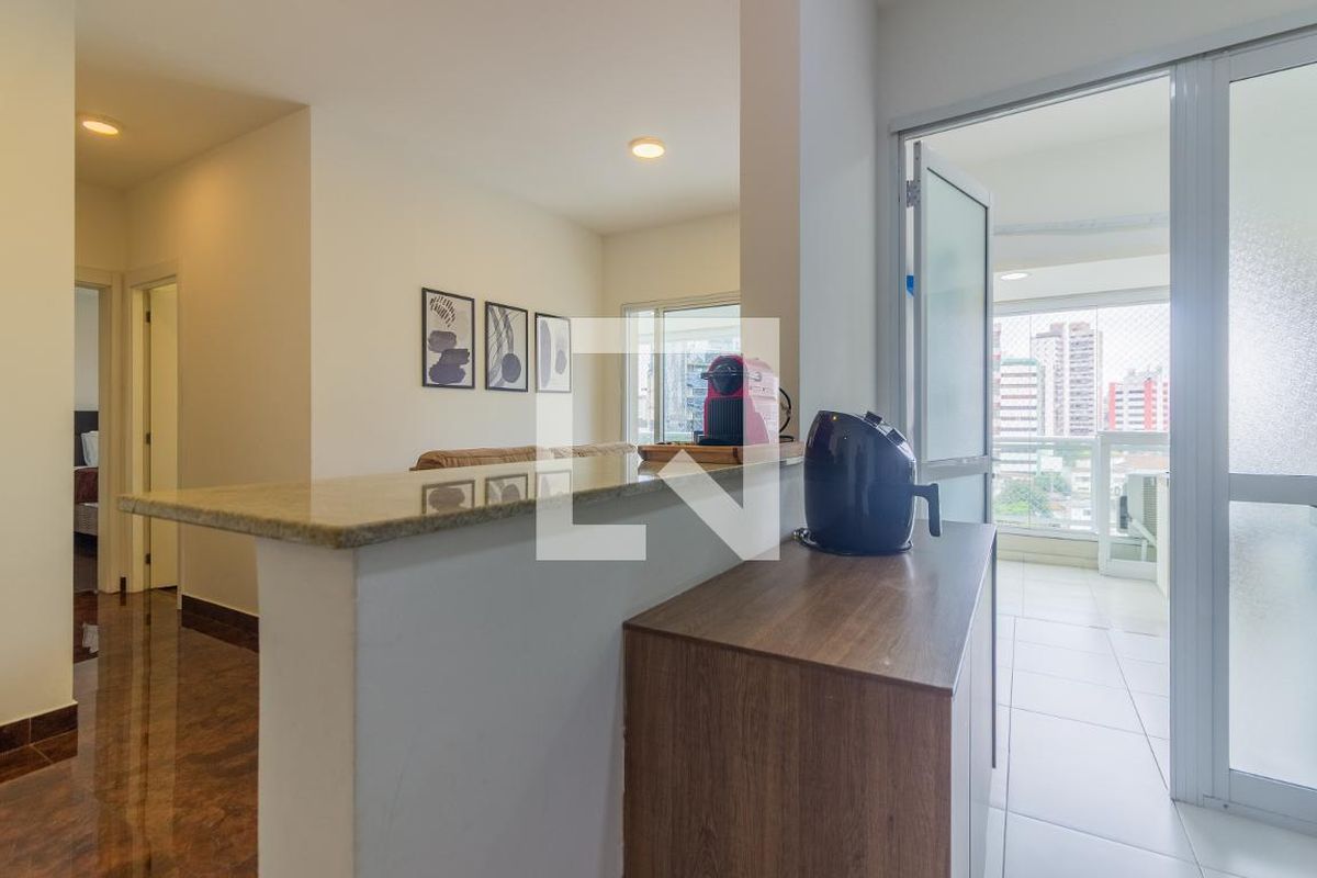 Apartamento, 2 quartos, 72 m² - Foto 10