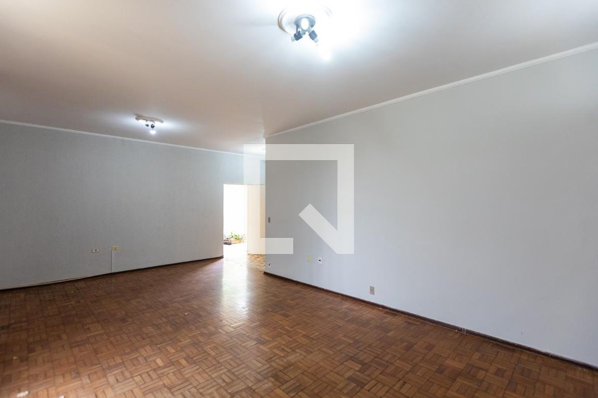 Casa à Venda - Guanabara, 4 Quartos,  254 m2 em , Campinas - sp | SoloBR