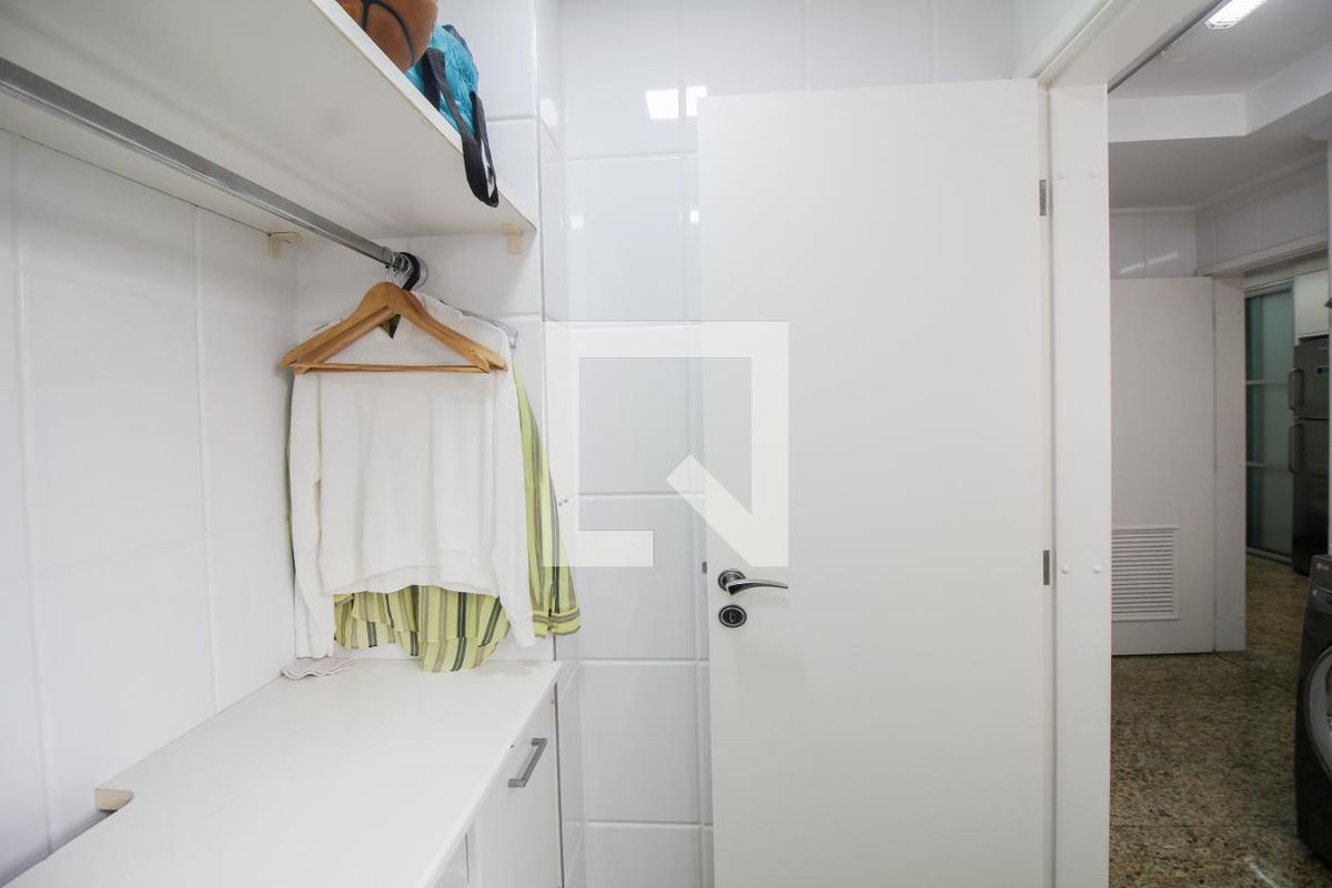 Apartamento, 4 quartos, 168 m² - Foto 220