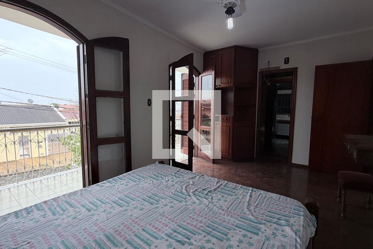 Casa à Venda - Parque Prado, 4 Quartos,  250 m2 em , Campinas - sp | SoloBR