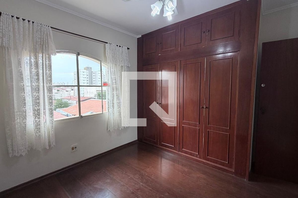 Casa à Venda - Parque Prado, 4 Quartos,  250 m2 em , Campinas - sp | SoloBR