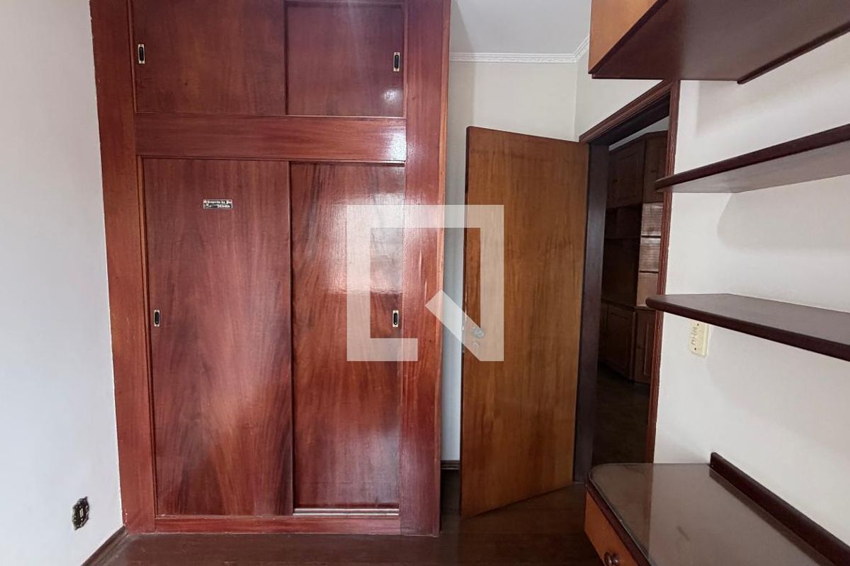 Casa à Venda - Parque Prado, 4 Quartos,  250 m2 em , Campinas - sp | SoloBR