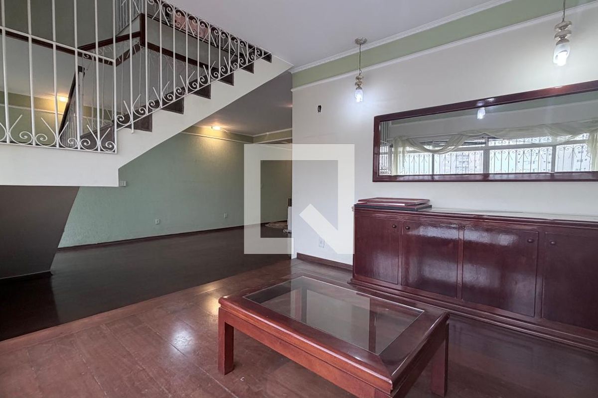 Casa à Venda - Parque Prado, 4 Quartos,  250 m2 em , Campinas - sp | SoloBR