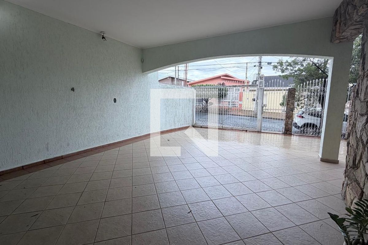 Casa à Venda - Parque Prado, 4 Quartos,  250 m2 em , Campinas - sp | SoloBR