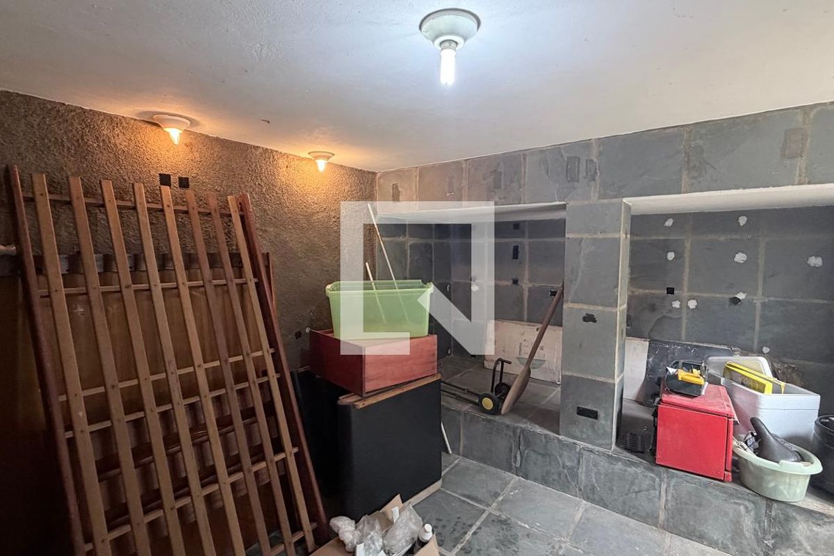 Casa à Venda - Parque Prado, 4 Quartos,  250 m2 em , Campinas - sp | SoloBR