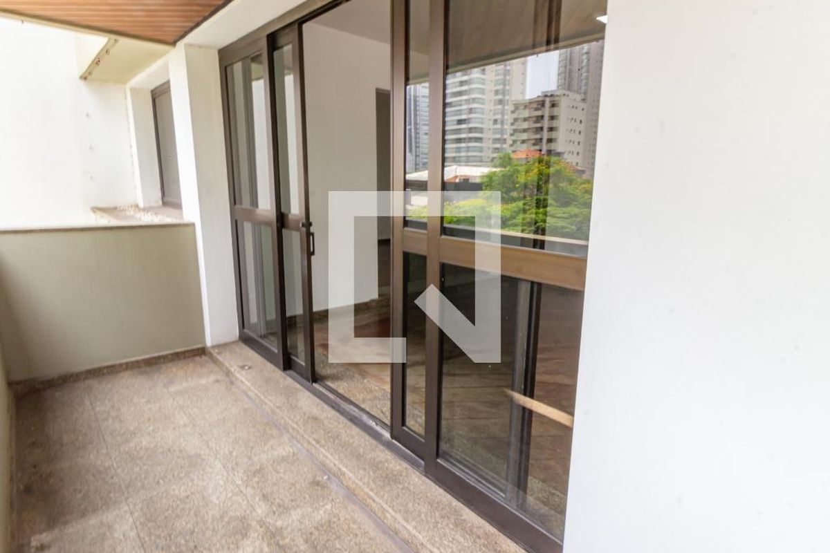Apartamento, 4 quartos, 260 m² - Foto 31