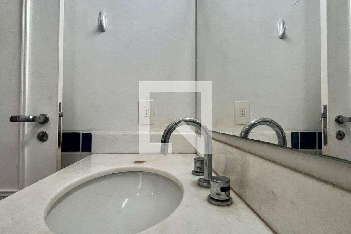 Apartamento à Venda - Cambuí, 2 Quartos,  90 m2 em , Campinas - sp | SoloBR