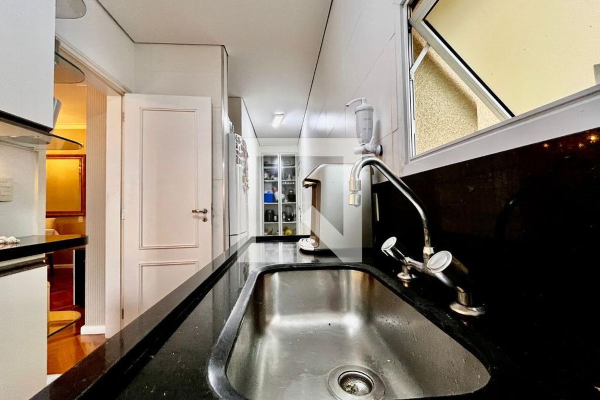 Apartamento à Venda - Cambuí, 2 Quartos,  90 m2 em , Campinas - sp | SoloBR