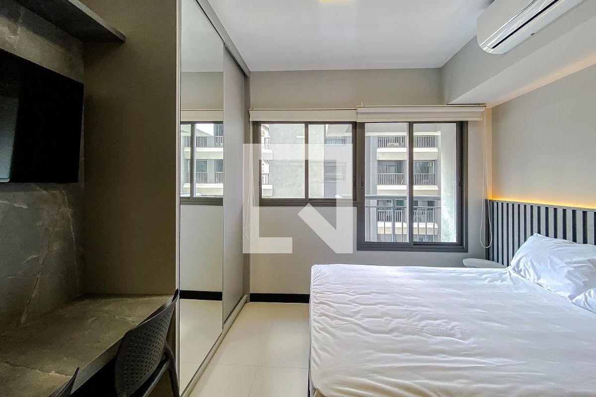 Apartamento, 1 quarto, 21 m² - Foto 2