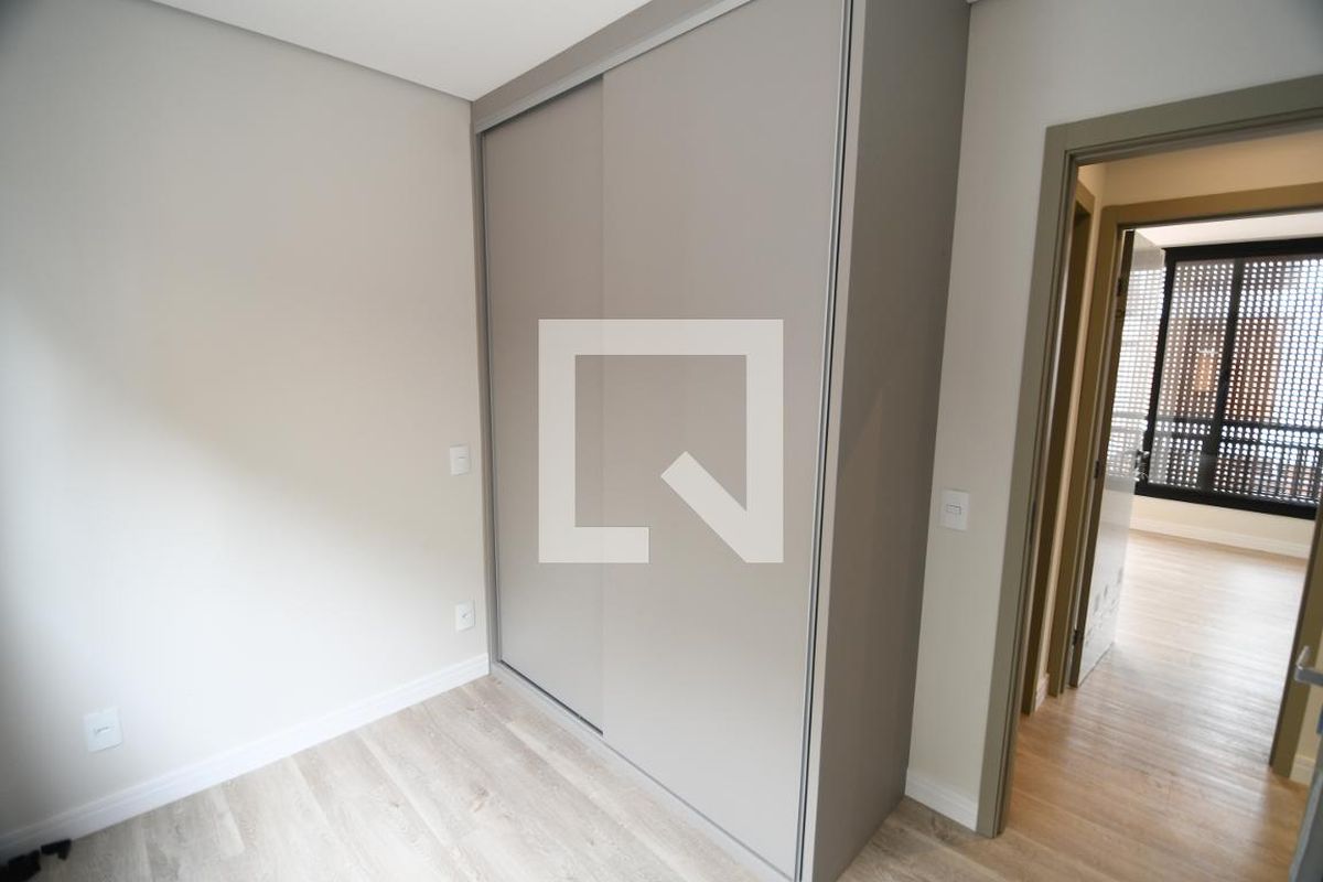 Casa à Venda - Mansões Santo Antônio, 3 Quartos,  158 m2 em , Campinas - sp | SoloBR