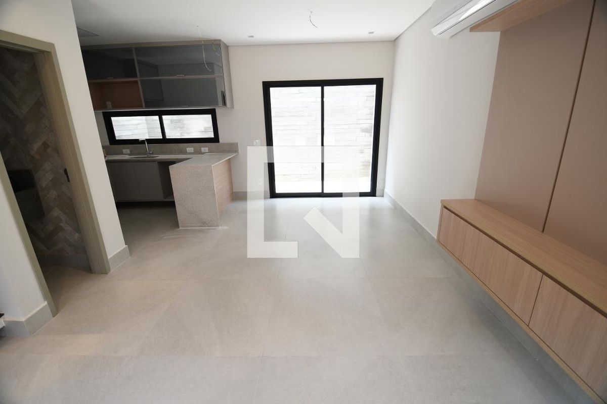 Casa à Venda - Mansões Santo Antônio, 3 Quartos,  158 m2 em , Campinas - sp | SoloBR