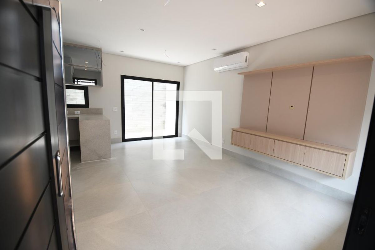 Casa à Venda - Mansões Santo Antônio, 3 Quartos,  158 m2 em , Campinas - sp | SoloBR