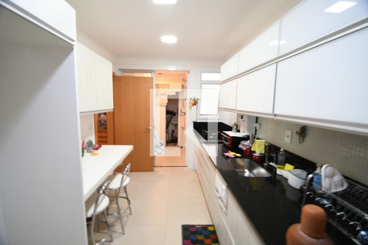 Apartamento à Venda - Cambuí, 3 Quartos,  132 m2 em , Campinas - sp | SoloBR