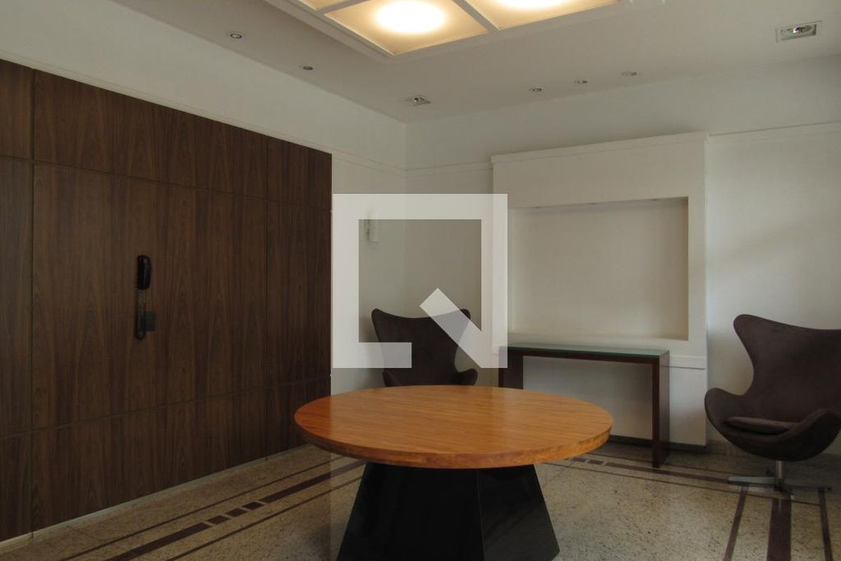 Apartamento, 3 quartos, 225 m² - Foto 184