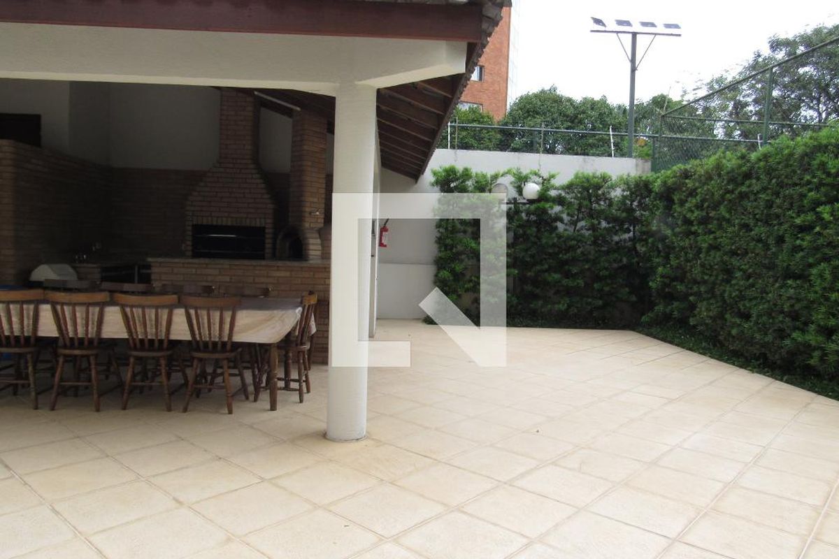 Apartamento, 3 quartos, 225 m² - Foto 196