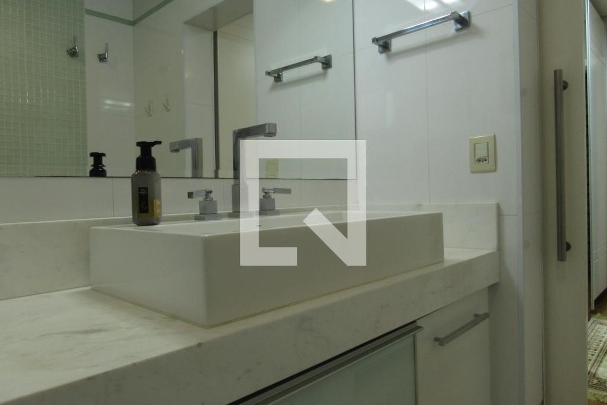 Apartamento, 3 quartos, 225 m² - Foto 134