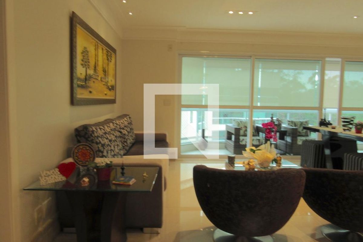 Apartamento, 3 quartos, 225 m² - Foto 2