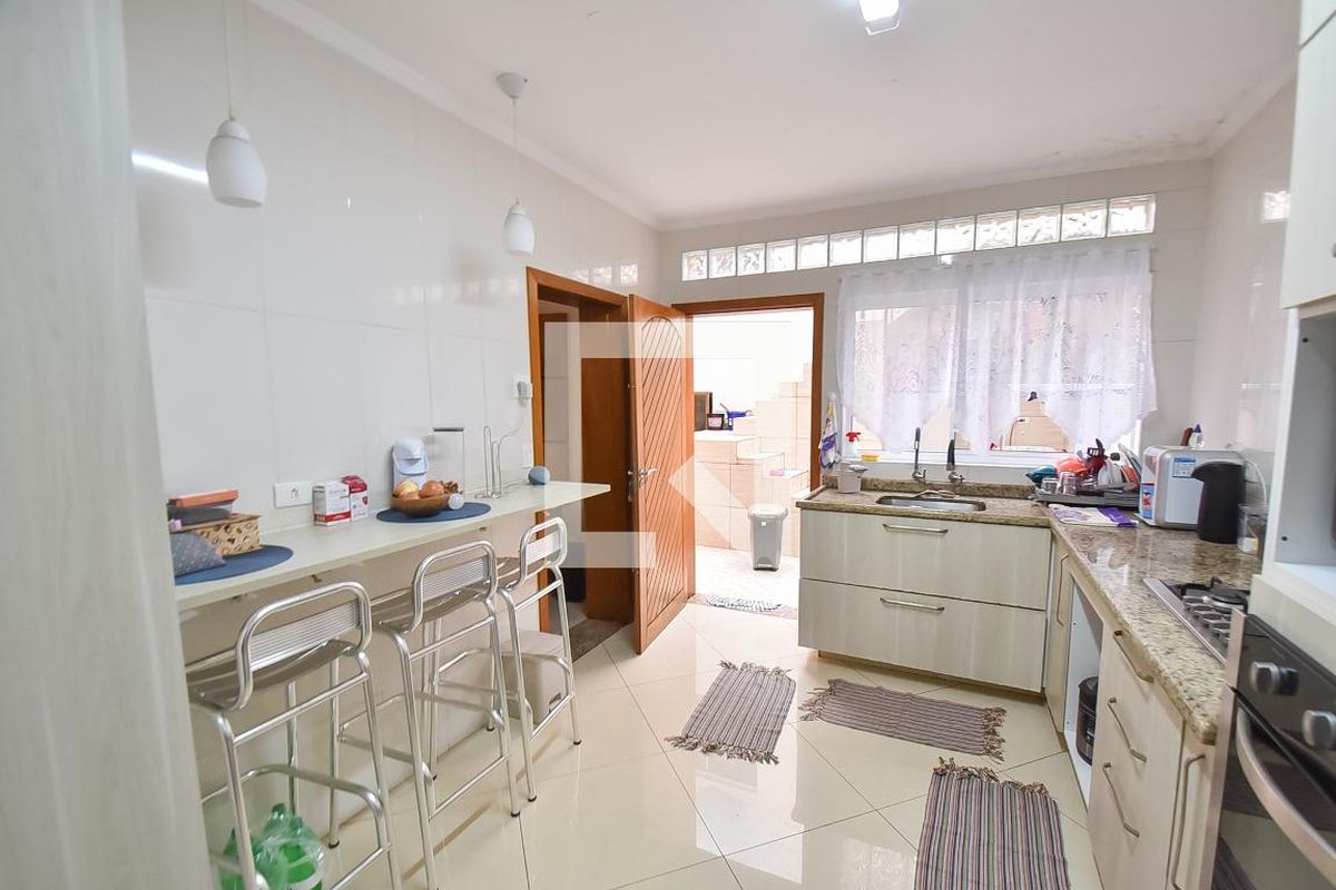 Casa, 3 quartos, 280 m² - Foto 60
